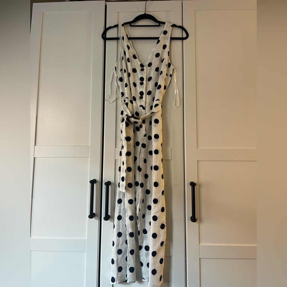 MONTEAU Los Angeles Womens Polka Dot Cropped Jumpsuit L but fits more like a M